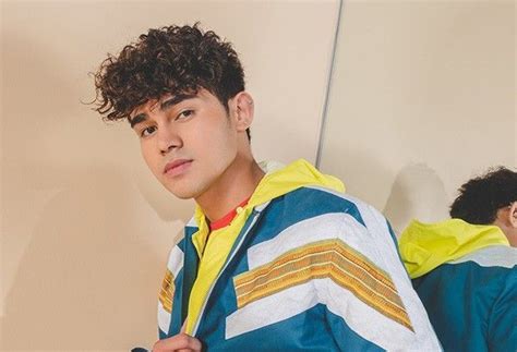 Il concerto di Inigo Pascual: un tuffo nella musica pop filippina!