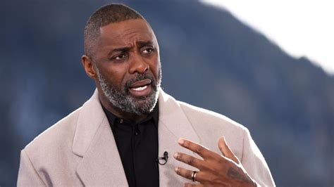  La Magia di Idris Elba Live: Un Concerto Pieno di Emozioni e Sorprese